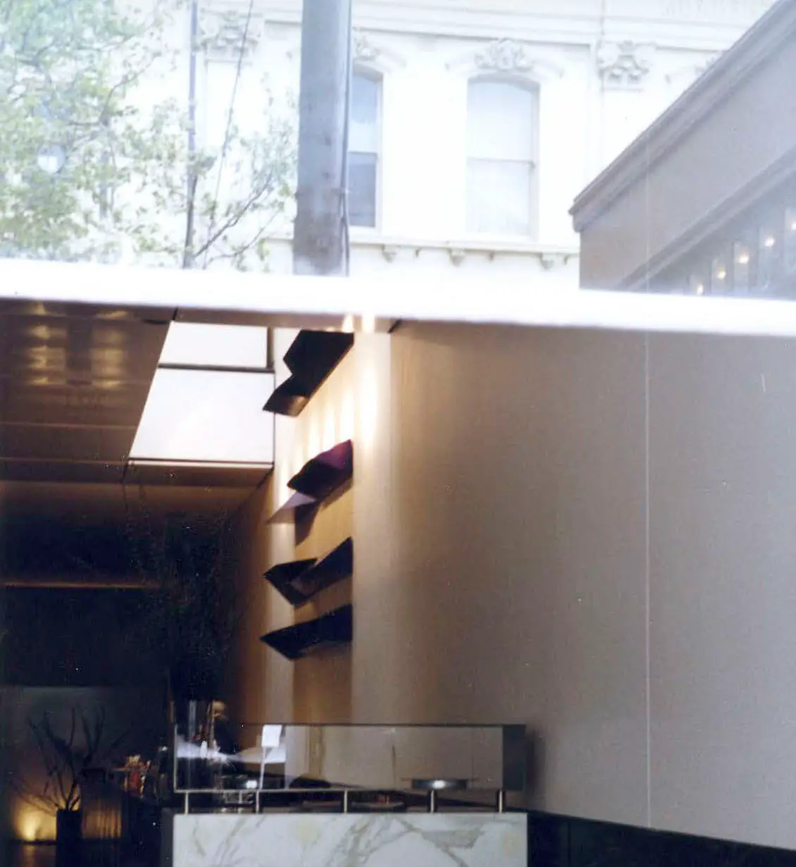 BOX CAFE 1998  bar